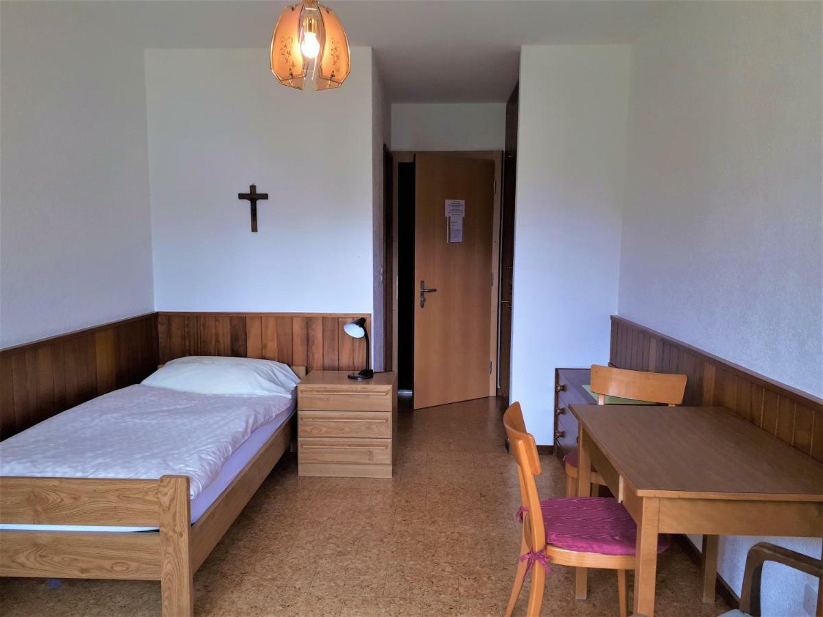 Gaestehaus St. Ursula Brig Luaran gambar